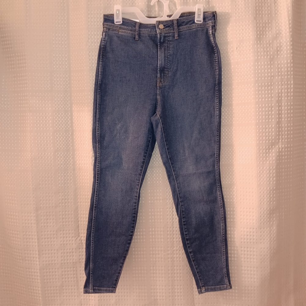 Womens Everlane way-high skinny jeans.